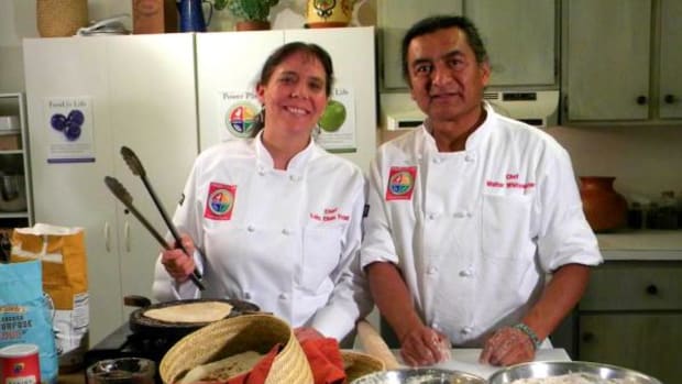 Chefs Lois Ellen Frank and Walter Whitewater making Indian No-Fry Bread. One of Whitewater's recipes is featured here.