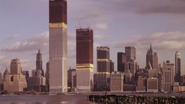 More than 10,000 people worked on the Twin Towers—one of the boldest construction jobs in history—and made the world’s tallest building at the time.