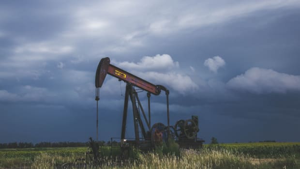 oil field, oil drilling, oil well