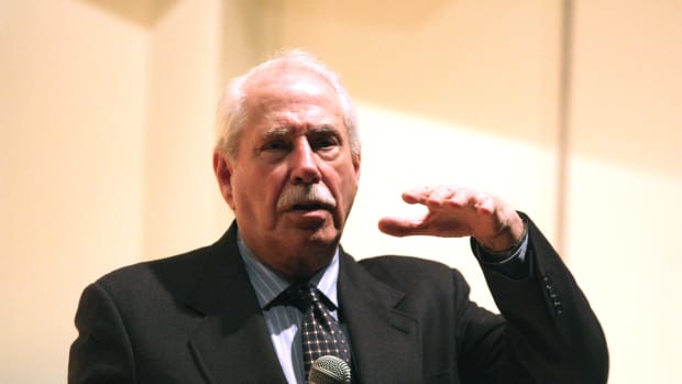 Former United States Senator and former presidential candidate Mike Gravel speaking at Ball State University in Muncie, Indiana, on February 15, 2010. (Photo by Gage Skidmore via Creative Commons)