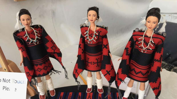 Dolls of the world princess of the navajo online