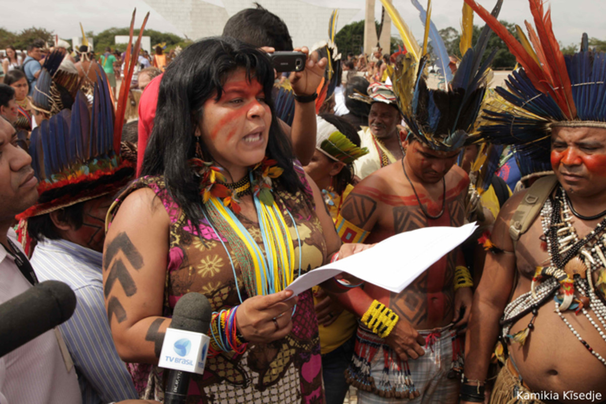 Cheekbone Beauty Is Raising Awareness About Indigenous Water Crisis