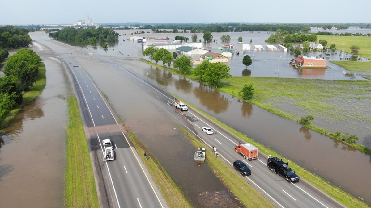 Thunderstorms, tornadoes, and flooding Aftermath of severe weather for