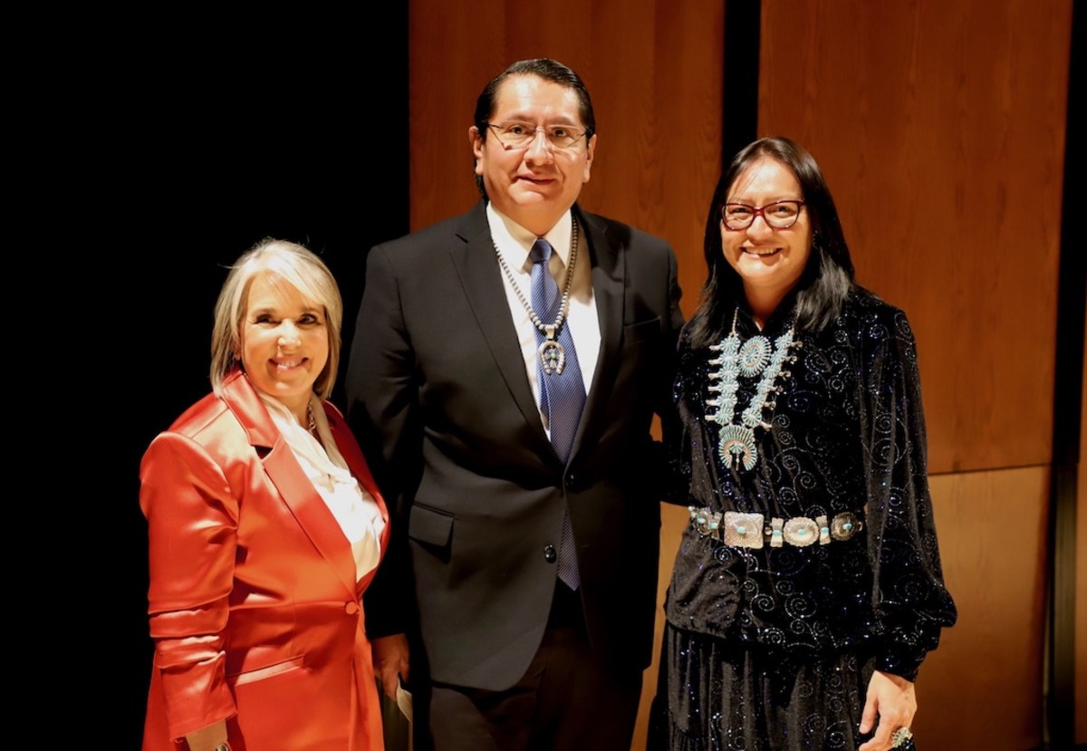 President Nez Joins Honorable Michelle Lujan Grisham For Oath Of Office ...