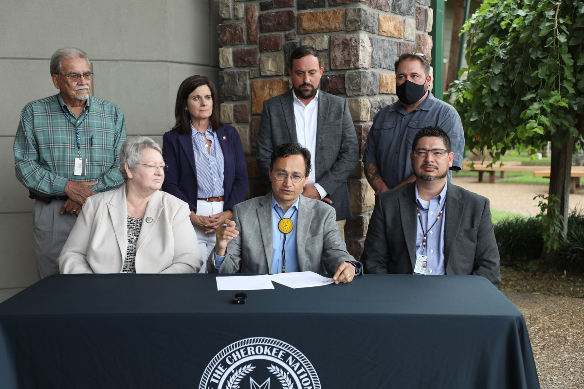 Chief Hoskin Signs Executive Order Safeguarding Employee Privacy - ICT News