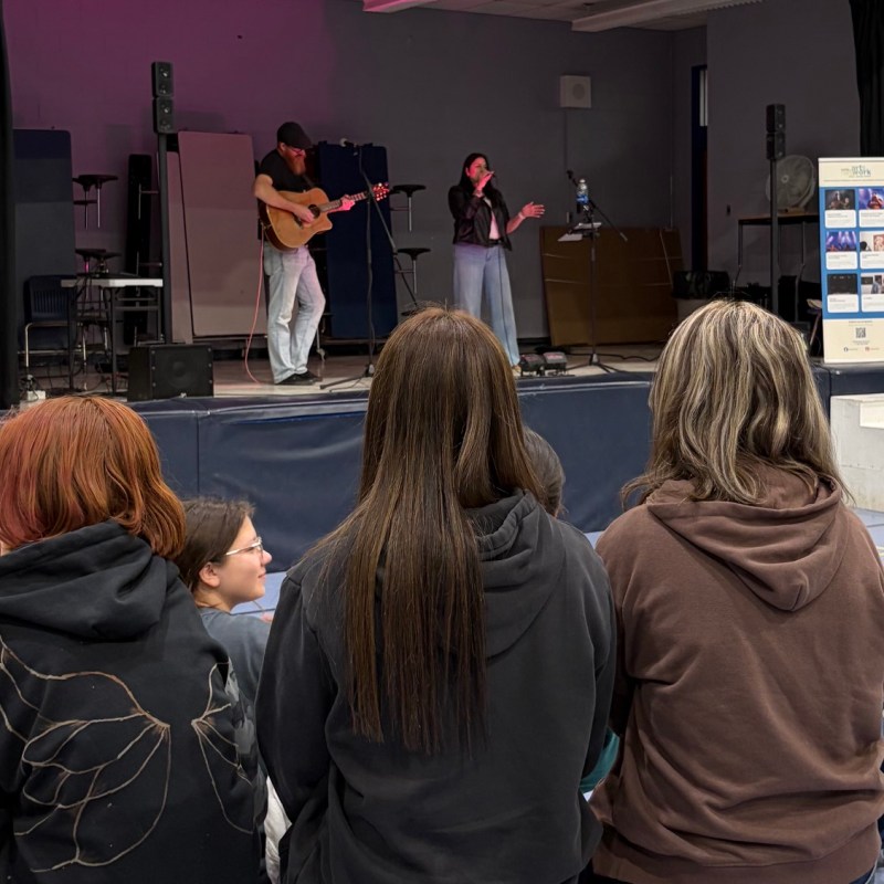 Award-winning country singer takes music, dreams to northern First Nations
