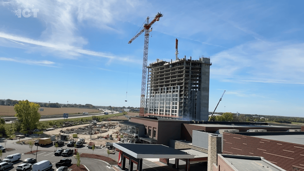 Ho-chunk casino construction